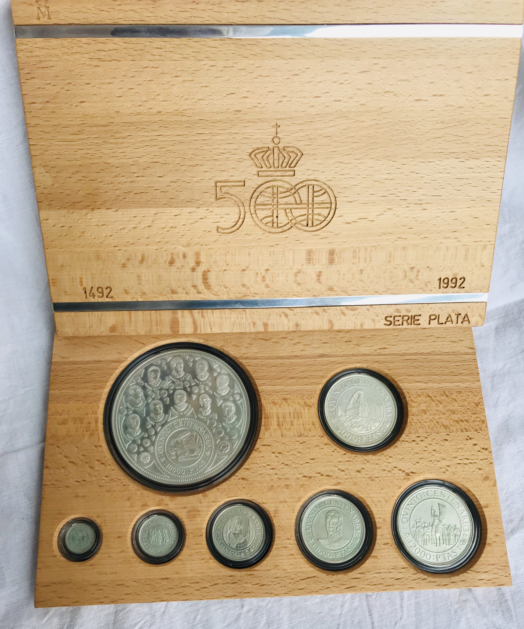 ESTUCHE CON 7 VALORES, V CENTENARIO, IV SERIE 1992.